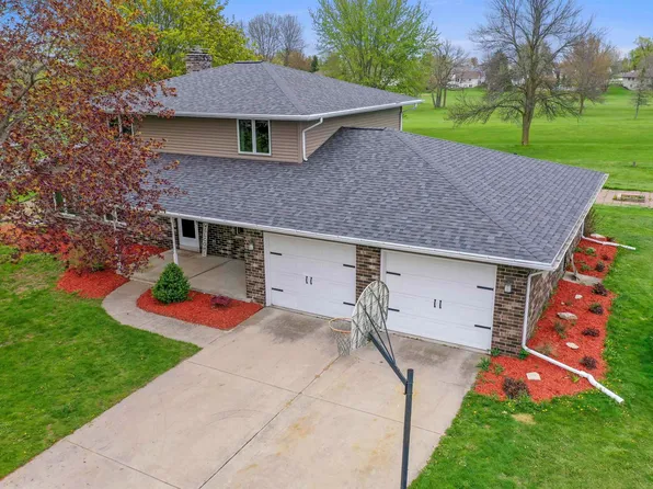 3076 Inverness Ln, New Franken, WI 54229
