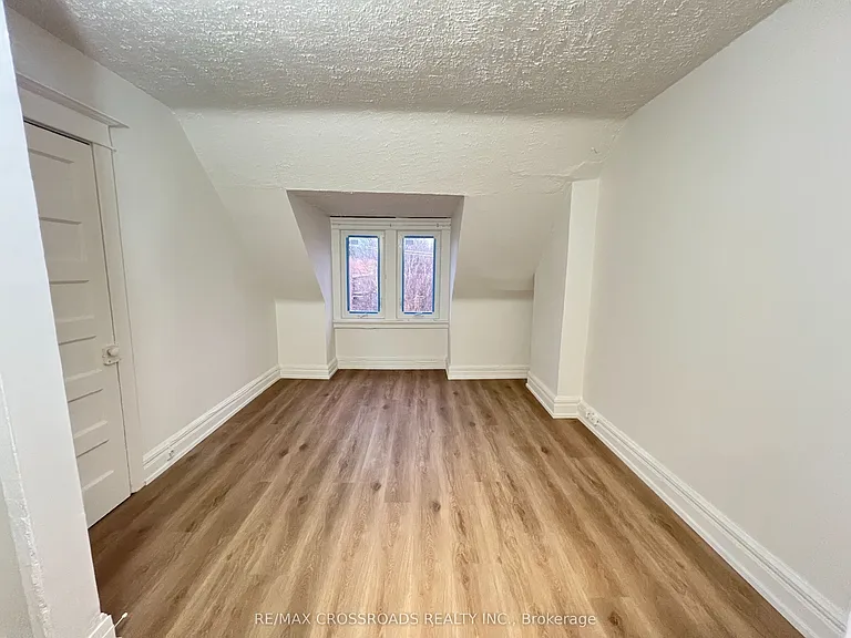 82 Curzon St #3 — Photo 5