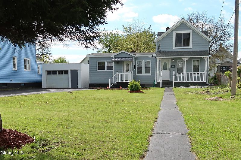 3rd image of 1747 Avenue A