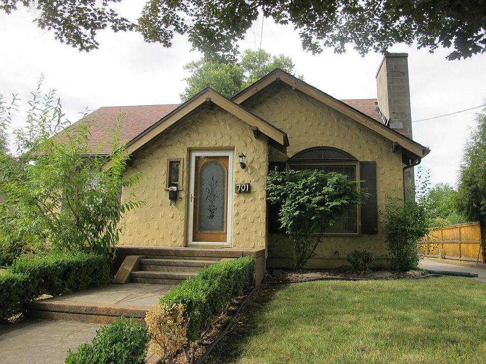 1st image of 701 E Alder St