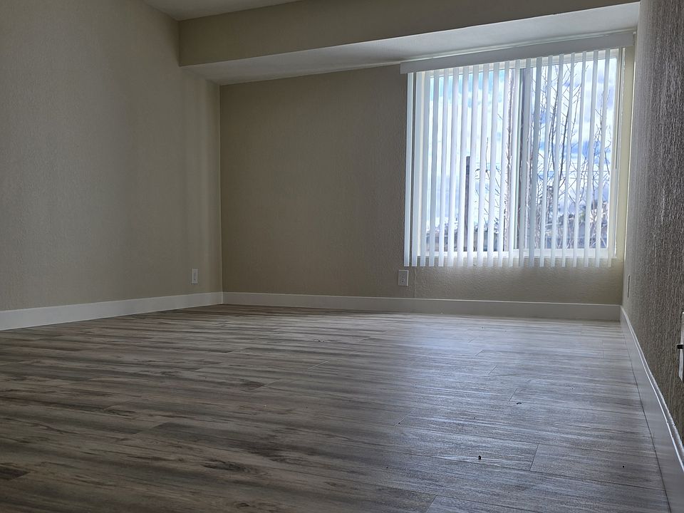 1st image of 5929 Alameda Ave APT 201