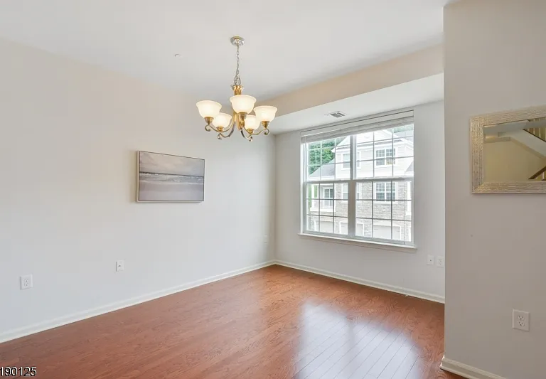 306 Waterview Ct — Photo 4