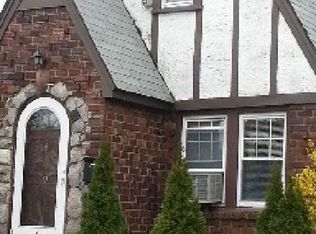 9 Clifford St, Lynbrook, NY 11563