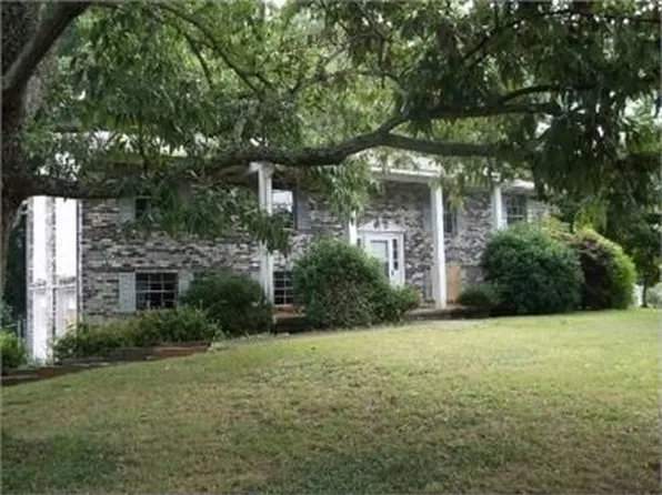 6332 Gateway Ln, Knoxville, TN 37920
