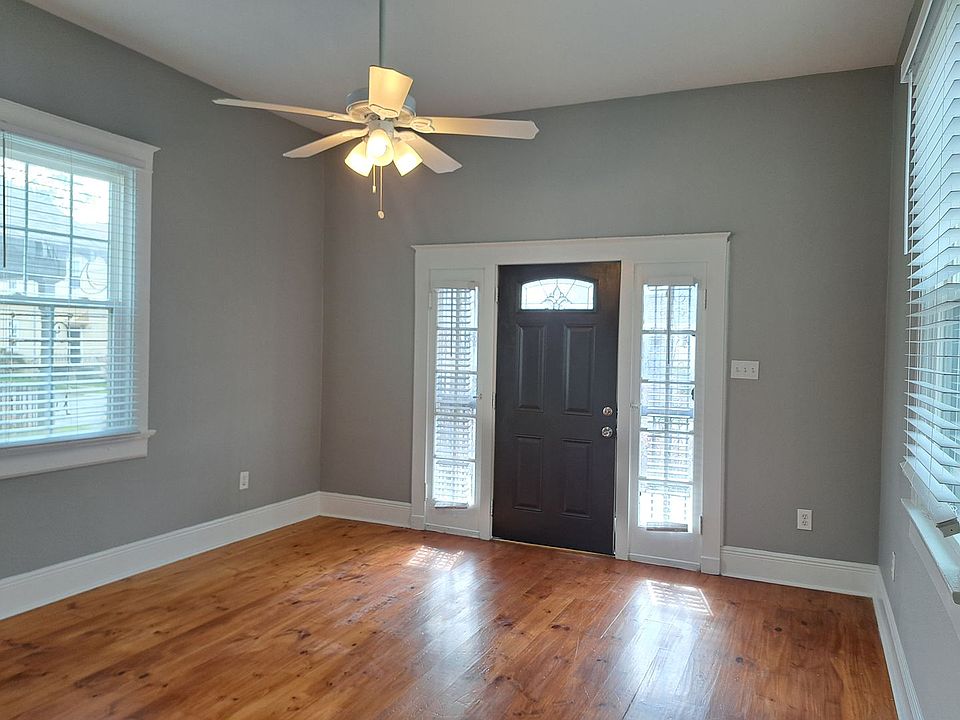 1st image of 4220 Eagle St