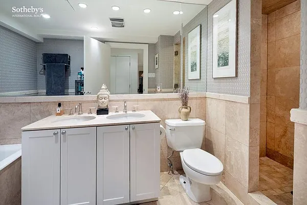 Sold by Sotheby's International Realty | media 9
