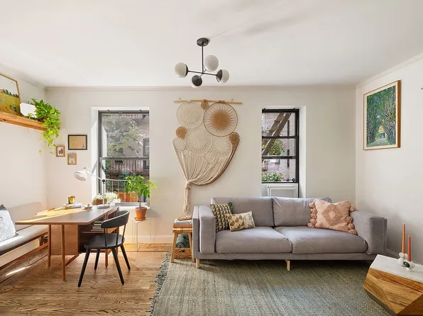 17 E 17th St #C4, Brooklyn, NY 11226