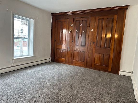 5th image of 617 Lehman St