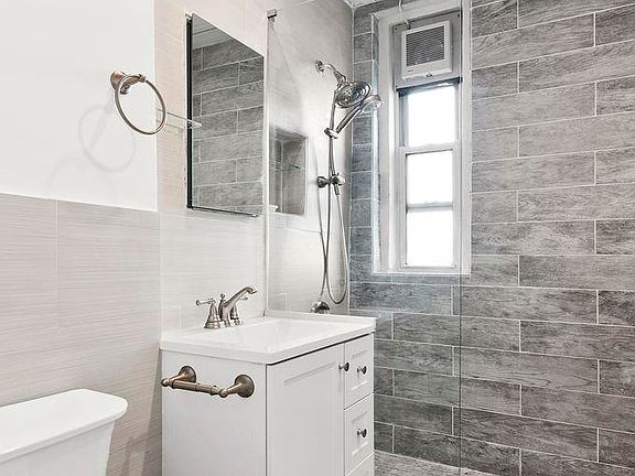 4th image of 550 Fort Washington Ave APT 2B