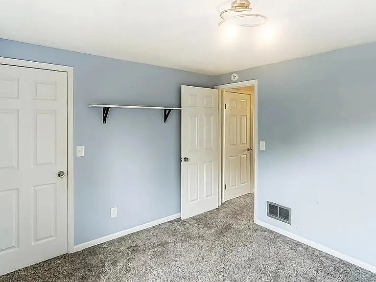 6406 Amber Ct — Photo 7