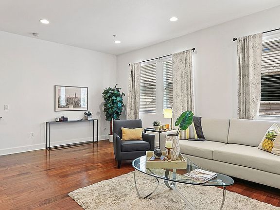 2nd image of 300 E 4th St Unit 110