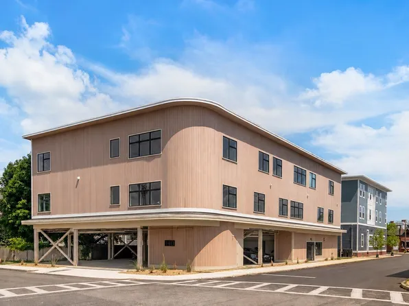 140 Shirley St #250, Winthrop, MA 02152