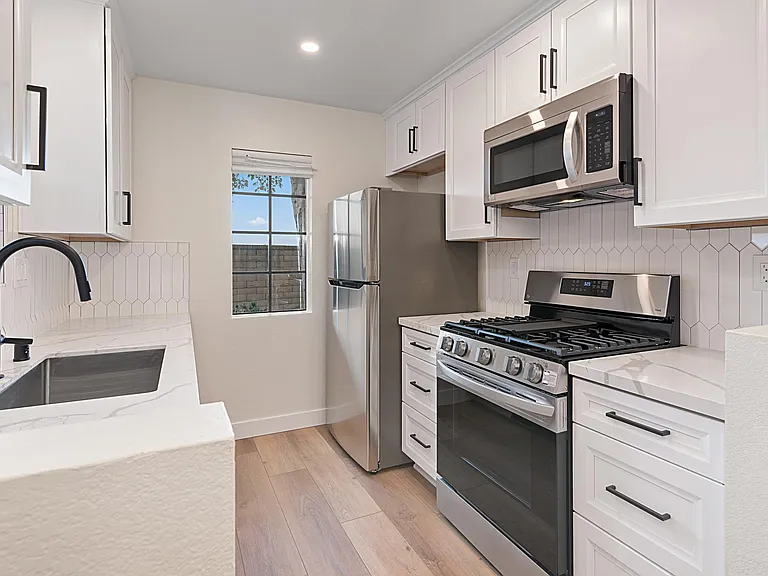 10329 Azuaga St #263 — Photo 9