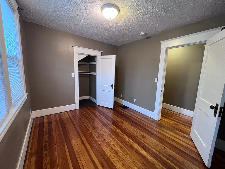 1040 Powers Ave NW — Photo 21
