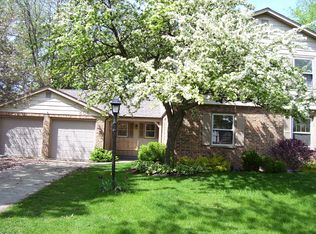 508 E Carpenter Dr, Palatine, IL 60074