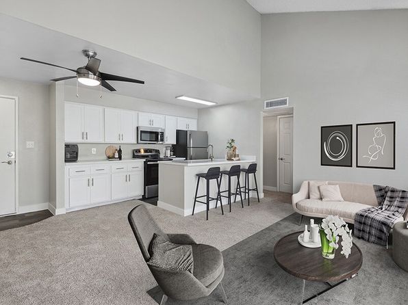 10 E Bell Rd APT 2056