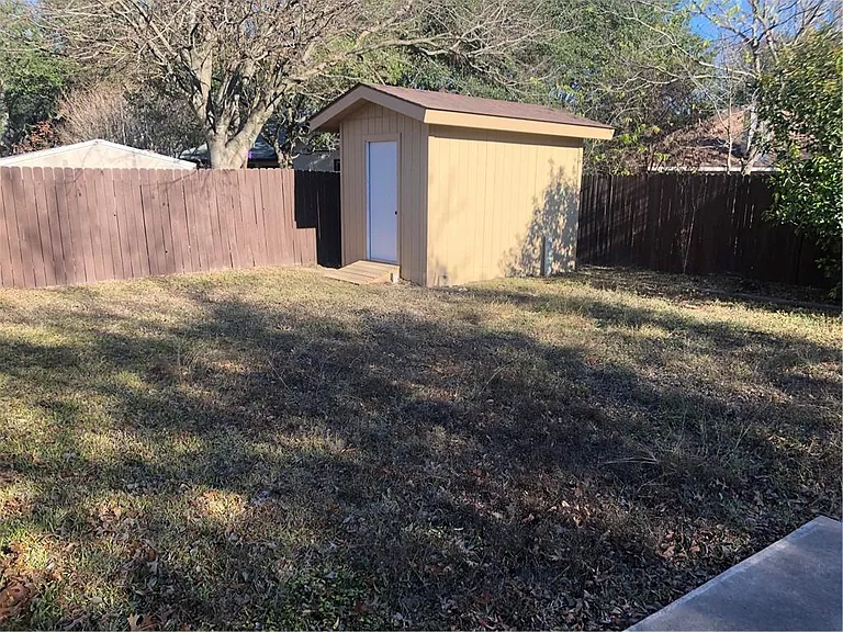 11605 Loweswater Ln — Photo 18