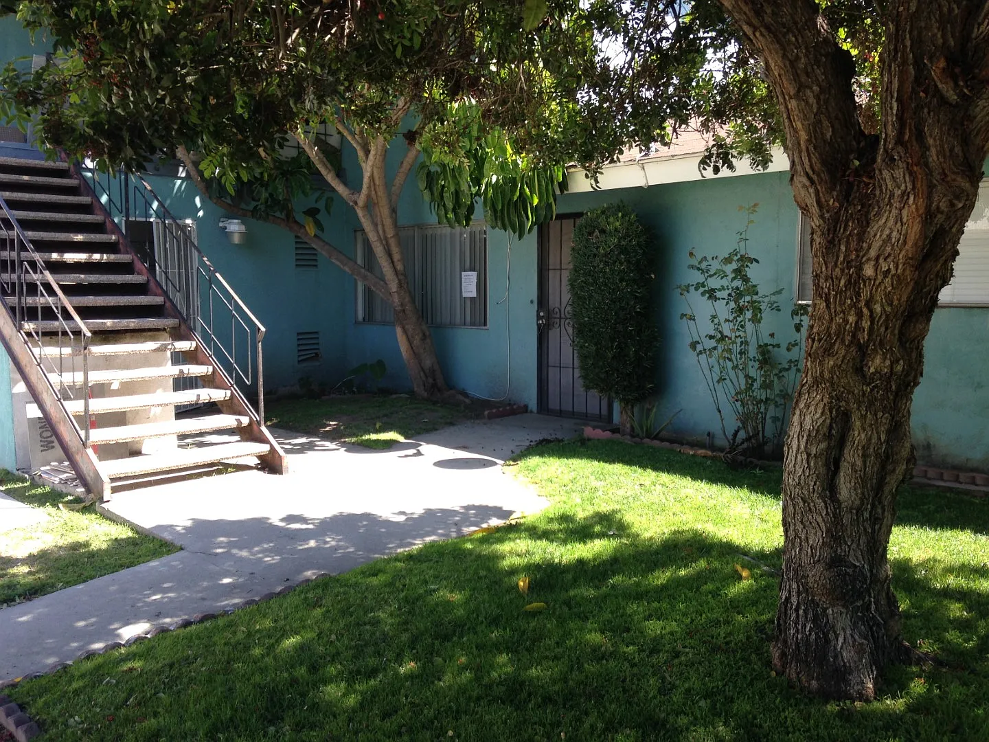 2 bed, 1.5 bath, 850 sqft, $2,345 — Photo 1