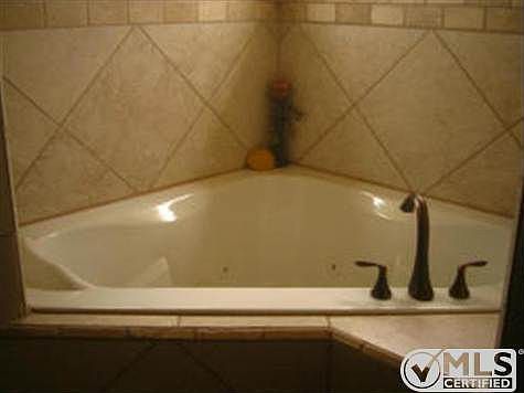 20130520171153331874000000 (Small)