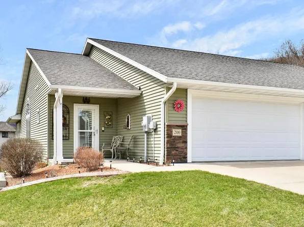 200 Janet Marie Ln, Winona, MN 55987