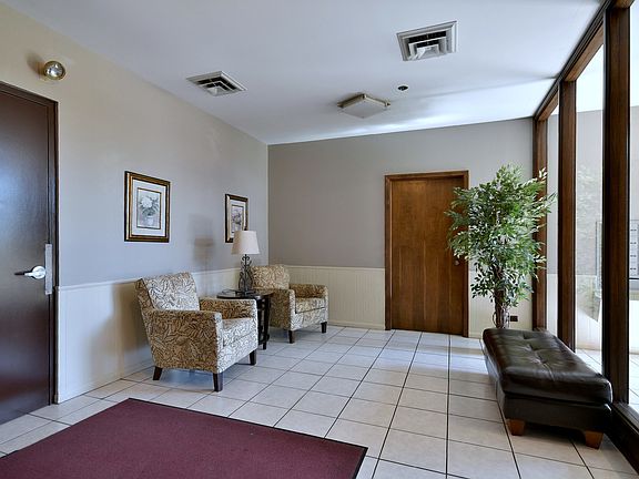 5th image of 6935 N Milwaukee Ave APT 304