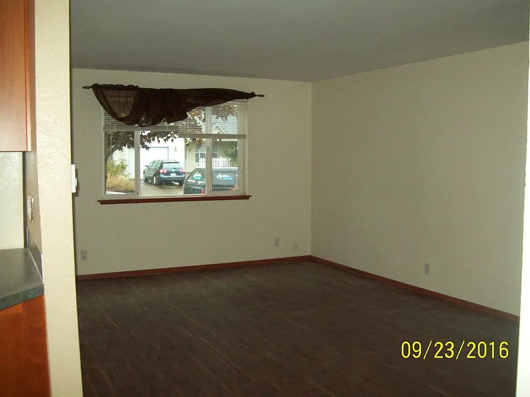 2720 S 11th St — Photo 3