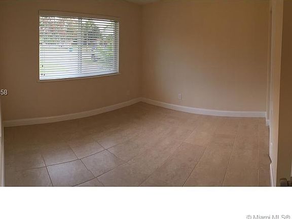 2nd image of 16090 Miami Dr