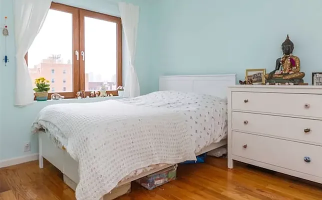 Rented by Compass | media 9