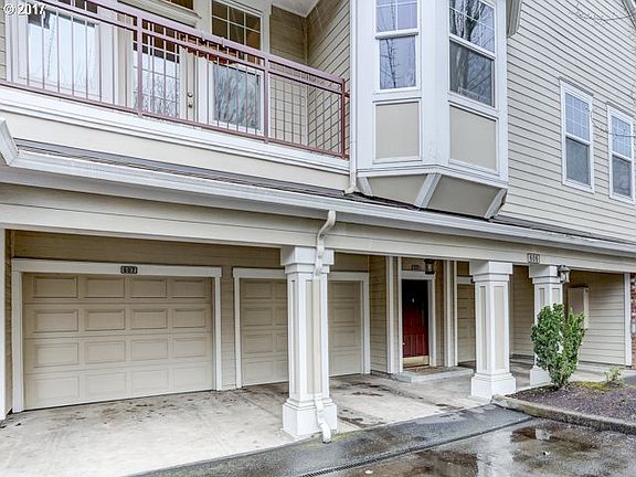 2nd image of 1281 NE 64th Ln Unit 606
