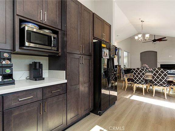 5th image of 724 N San Carlo Ave