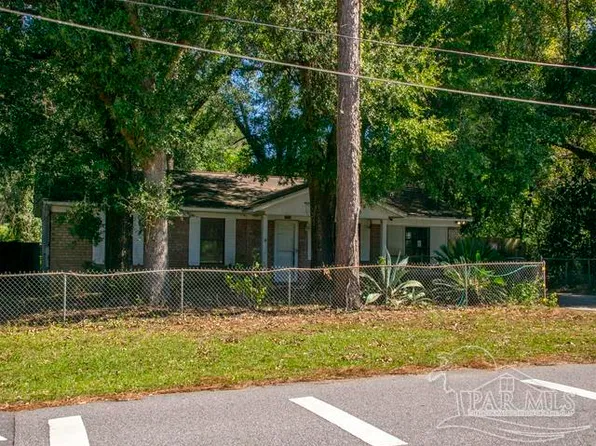 9910 Oak Haven Rd, Pensacola, FL 32526
