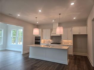 671 Crest Line Trl, Powder Springs, GA 30127