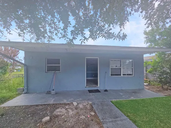 715 N 10TH Street, Fort Pierce, FL 34950