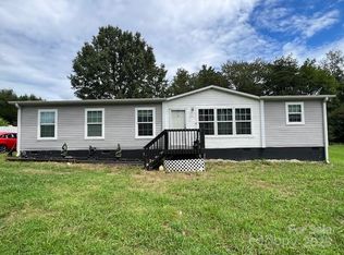 3320 Hunawill St, Claremont, NC 28610