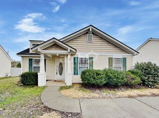 105 Peterborough Dr, Mooresville, NC 28115