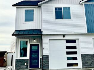 179 Park Lawn Ave #8, Chubbuck, ID 83202
