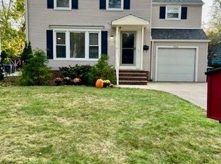 5268 Lynd Ave, Lyndhurst, OH