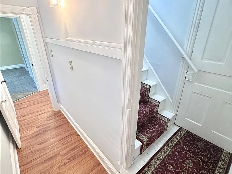 229 E Union Blvd #2 — Photo 15