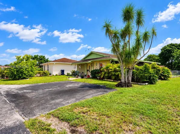 4601 SW 137th Ct, Miami, FL 33175