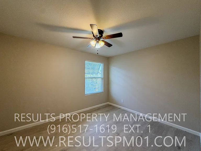 1177 Impressionist Loop — Photo 20