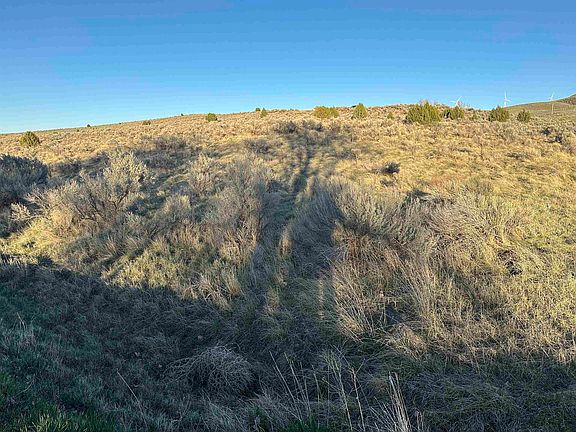 4th image of 3043 Garden Rd