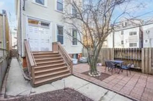 1414 W Fletcher St #1R — Photo 7