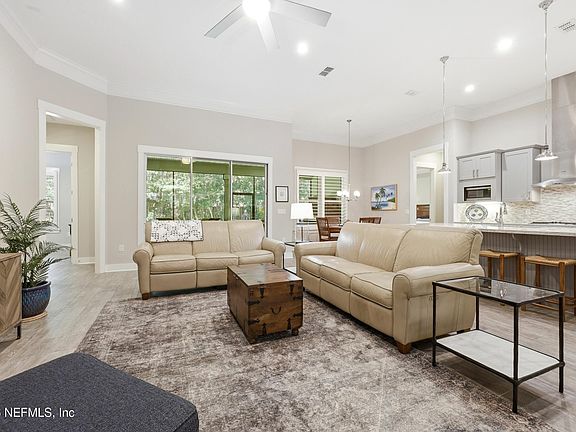 3rd image of 410 OCEAN FOREST Drive