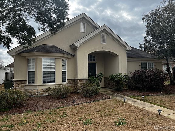 2nd image of 8706 Stoneridge Pl