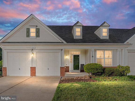 2nd image of 109 Shumard Ct