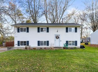 1353 Lehigh Station Rd, Henrietta, NY 14467
