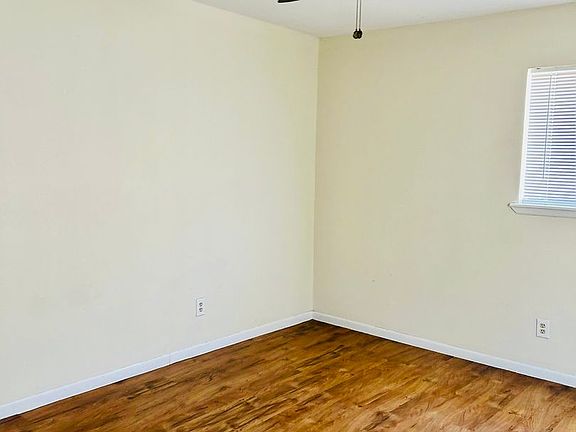 2nd image of 630 S Missouri Ave #17