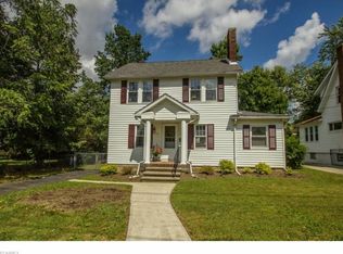 79 W Glendale St, Bedford, OH 44146
