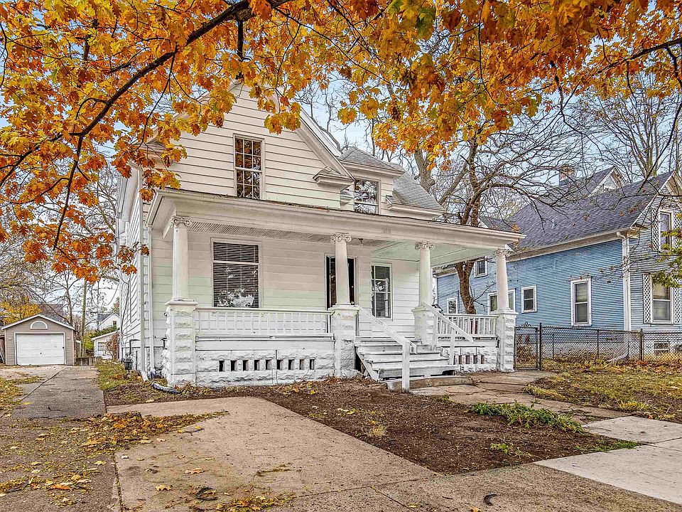 1st image of 1516 S 5th St