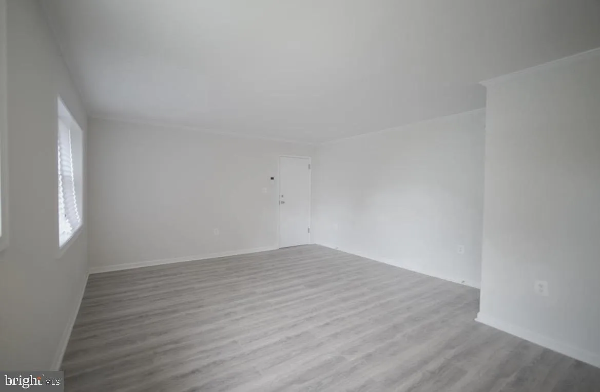 3 bed, 1014 sqft, $2,230 — Photo 4